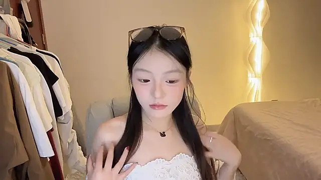 Snapshot of Robin-o3 chatting on November 28, 2025, 3:36 pm Robin-o3 online show from November 28, 2025, 3:36 pm