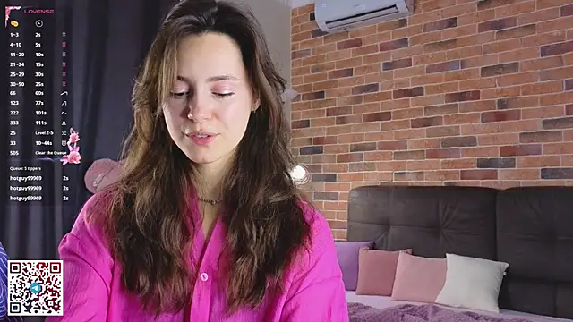 JasminDoroti online show from October 7, 2025, 6:32 am