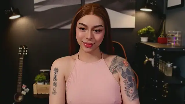 LUNACOCKSLAYER online show from November 17, 2025, 5:35 am