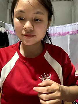 NhuFox online show from September 16, 2025, 12:39 pm