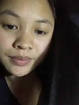 NhuFox online show from October 30, 2025, 1:34 pm