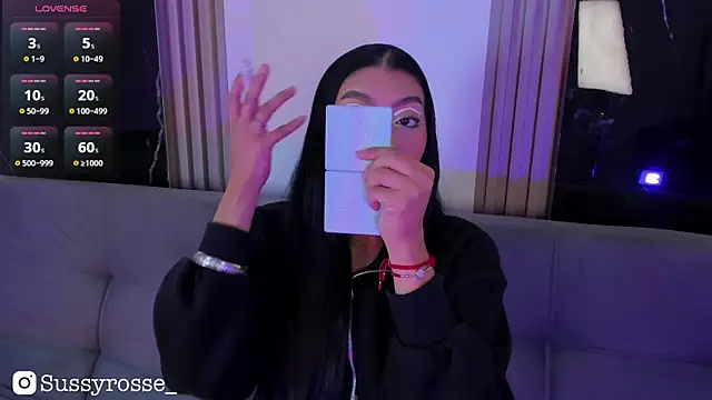 Snapshot of Sussyrosse_ chatting on December 14, 2025, 12:27 am Sussyrosse online show from December 14, 2025, 12:27 am