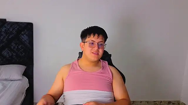 Snapshot of Ryan_Doretti chatting on September 20, 2025, 3:46 pm Ryan Doretti online show from September 20, 2025, 3:46 pm