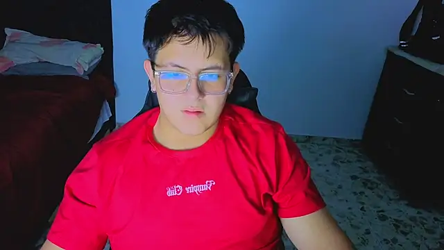 Snapshot of Ryan_Doretti chatting on October 3, 2025, 3:03 am Ryan Doretti online show from October 3, 2025, 3:03 am