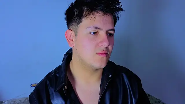 Snapshot of Ryan_Doretti chatting on October 23, 2025, 11:31 am Ryan Doretti online show from October 23, 2025, 11:31 am