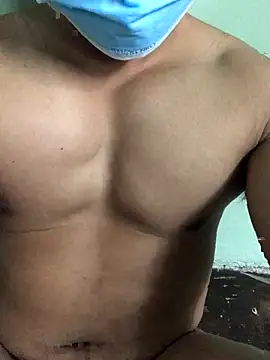 Snapshot of Huynh-duc-huy chatting on November 11, 2025, 4:40 pm Huynh-duc-huy online show from November 11, 2025, 4:40 pm