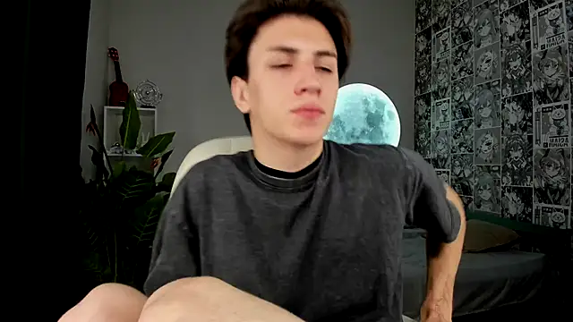 Snapshot of Oliver_Starboy chatting on September 9, 2025, 7:52 am Oliver Starboy online show from September 9, 2025, 7:52 am