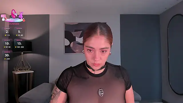 CorinaJames online show from September 22, 2025, 6:10 pm