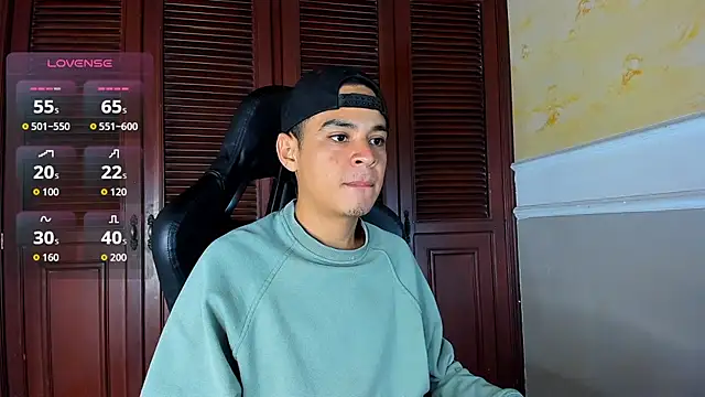 Snapshot of edy_play chatting on November 3, 2025, 5:20 am edy play online show from November 3, 2025, 5:20 am