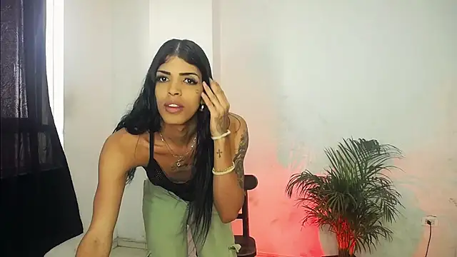 Snapshot of Lady_Dirty444 chatting on October 16, 2025, 7:15 pm Lady Dirty444 online show from October 16, 2025, 7:15 pm