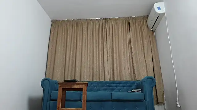 BLOND GOD online show from October 1, 2025, 3:51 pm