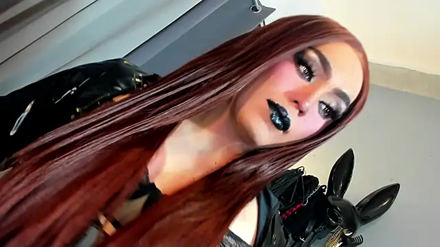 MagnaCumLoader17 online show from February 3, 2026, 1:15 am