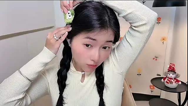 Rosalind xixi online show from April 3, 2026, 8:23 am