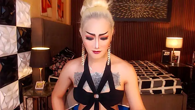 HorseCockDivine online show from February 18, 2026, 5:53 pm