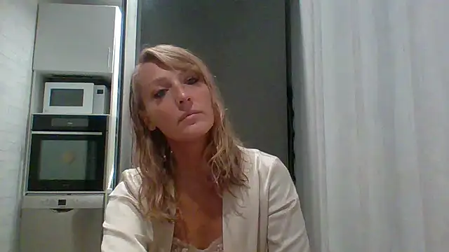 Vexxaa online show from September 27, 2025, 6:13 pm