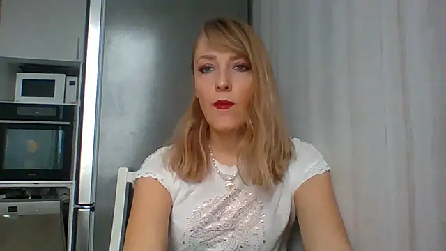 Snapshot of Vexxaa chatting on February 24, 2026, 12:58 pm Vexxaa online show from February 24, 2026, 12:58 pm