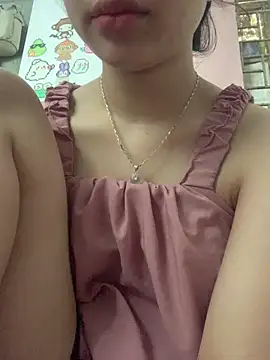Nguyenha11 online show from April 14, 2026, 7:36 am
