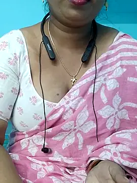 yelmaji91 online show from October 19, 2025, 5:19 am