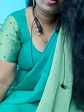 yelmaji91 online show from October 23, 2025, 5:18 am