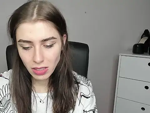 dreamPIA online show from October 19, 2025, 6:47 am