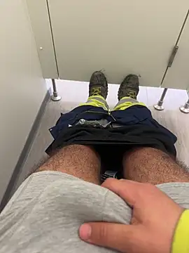 Snapshot of analtake13 chatting on November 17, 2025, 12:33 pm analtake13 online show from November 17, 2025, 12:33 pm