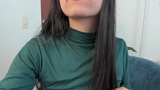 canelleGarces online show from April 15, 2026, 6:26 pm