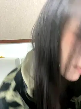 yuanyuanzi99 online show from October 20, 2025, 9:32 am