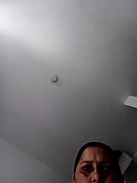 KikaDuque online show from March 31, 2026, 2:28 pm