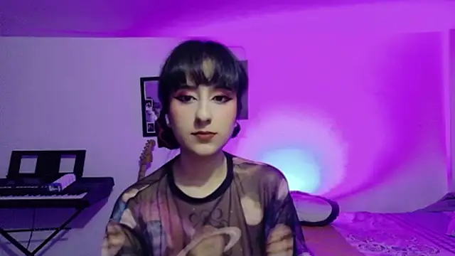 atenea dragon   online show from March 28, 2026, 9:25 pm