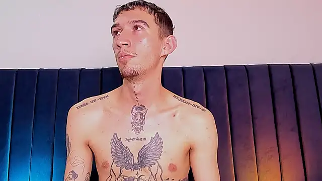 dominik thompson777 online show from November 6, 2025, 6:14 am