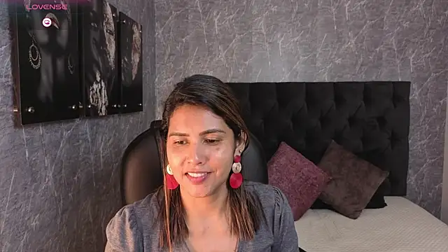 Snapshot of scarletbaker_ chatting on September 28, 2025, 9:58 am scarletbaker online show from September 28, 2025, 9:58 am