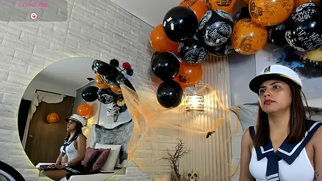 Snapshot of scarletbaker_ chatting on October 23, 2025, 6:39 pm scarletbaker online show from October 23, 2025, 6:39 pm