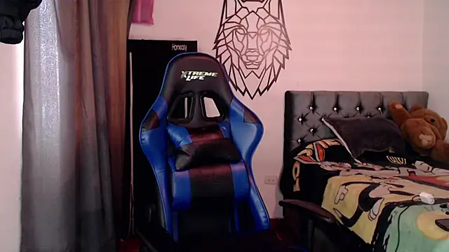 Sweet-Cris online show from October 15, 2025, 2:28 pm