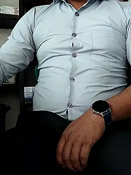 hunk28 6 online show from November 23, 2025, 6:46 am