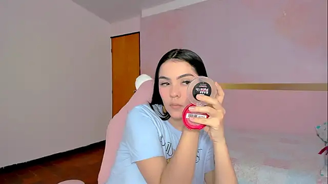 milk candy18 online show from October 7, 2025, 12:24 pm