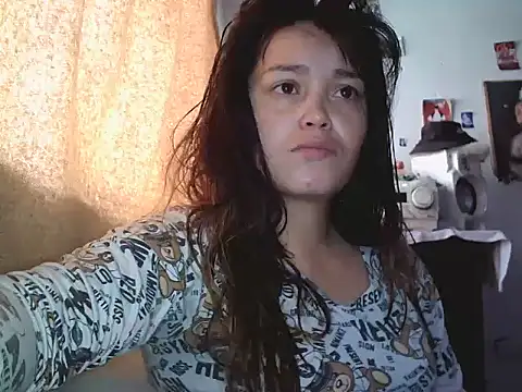 Snapshot of chanito_1421 chatting on October 9, 2025, 2:26 pm chanito 1421 online show from October 9, 2025, 2:26 pm