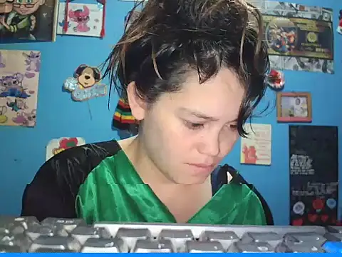 Snapshot of chanito_1421 chatting on November 10, 2025, 9:14 pm chanito 1421 online show from November 10, 2025, 9:14 pm