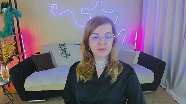 YourUniverser online show from October 10, 2025, 11:09 am