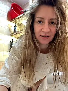 EvvaMur online show from November 1, 2025, 1:07 am