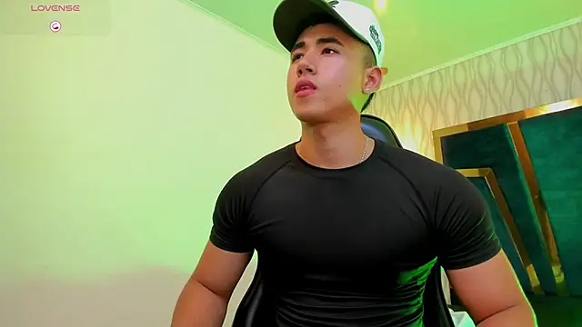 Draven Marceaux online show from September 24, 2025, 12:47 am