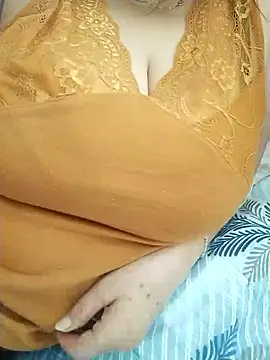 zerdaliii online show from October 10, 2025, 2:27 pm