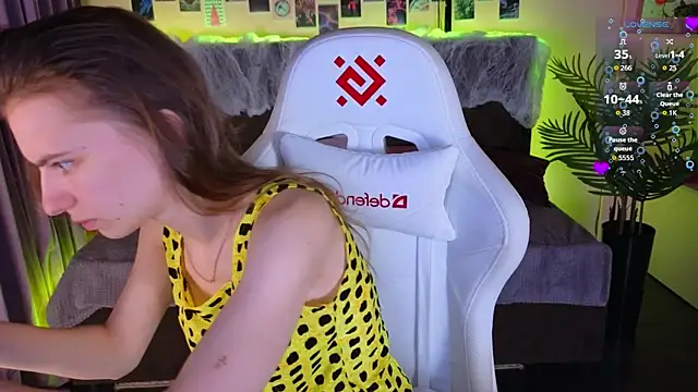 kaleriyaa  online show from October 30, 2025, 1:29 am