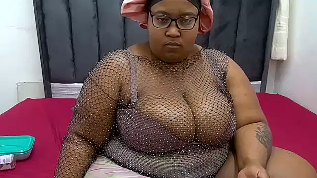CocoFlames23 online show from September 23, 2025, 6:33 pm