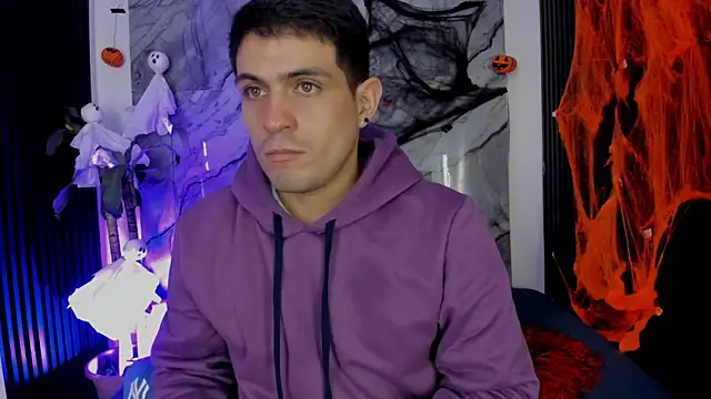 William Steel  online show from October 22, 2025, 3:51 am