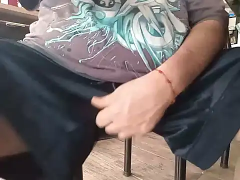 BabyBearMilk online show from February 15, 2026, 6:15 pm