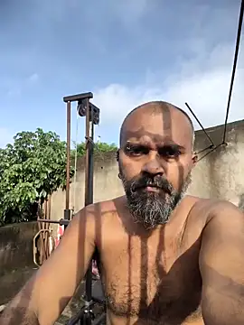 Snapshot of thelastsaintt chatting on October 31, 2025, 2:12 am thelastsaintt online show from October 31, 2025, 2:12 am