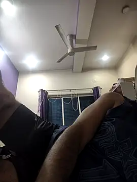 Snapshot of thelastsaintt chatting on November 4, 2025, 7:57 pm thelastsaintt online show from November 4, 2025, 7:57 pm