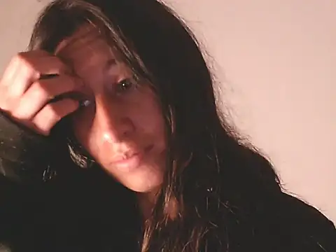 Snapshot of NathaSlave chatting on November 26, 2025, 7:53 am NathaSlave online show from November 26, 2025, 7:53 am