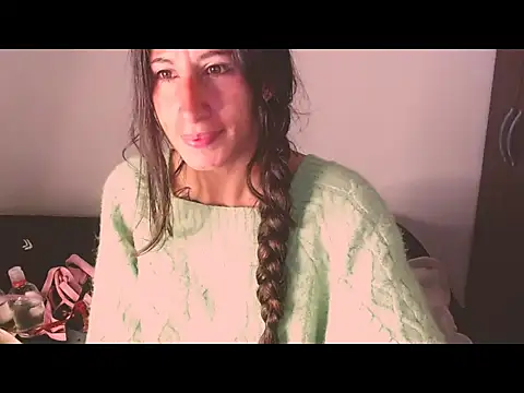 Snapshot of NathaSlave chatting on January 13, 2026, 7:35 am NathaSlave online show from January 13, 2026, 7:35 am