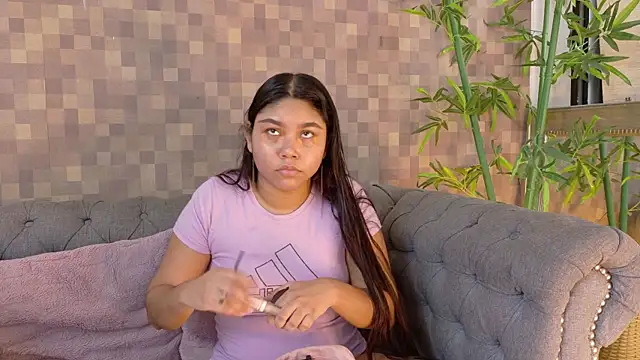 shanon marel online show from October 21, 2025, 12:17 pm